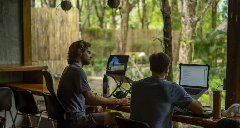 uk to thailand remote working