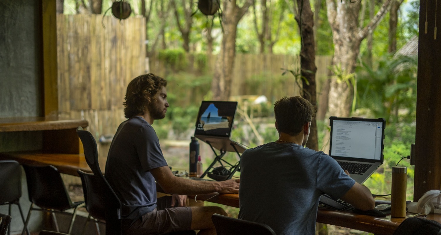 uk to thailand remote working